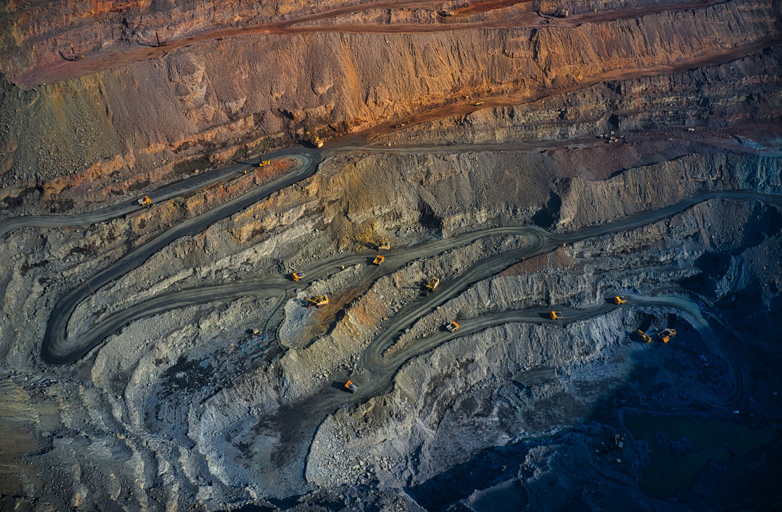 Luchtfoto van de winning van mineralen